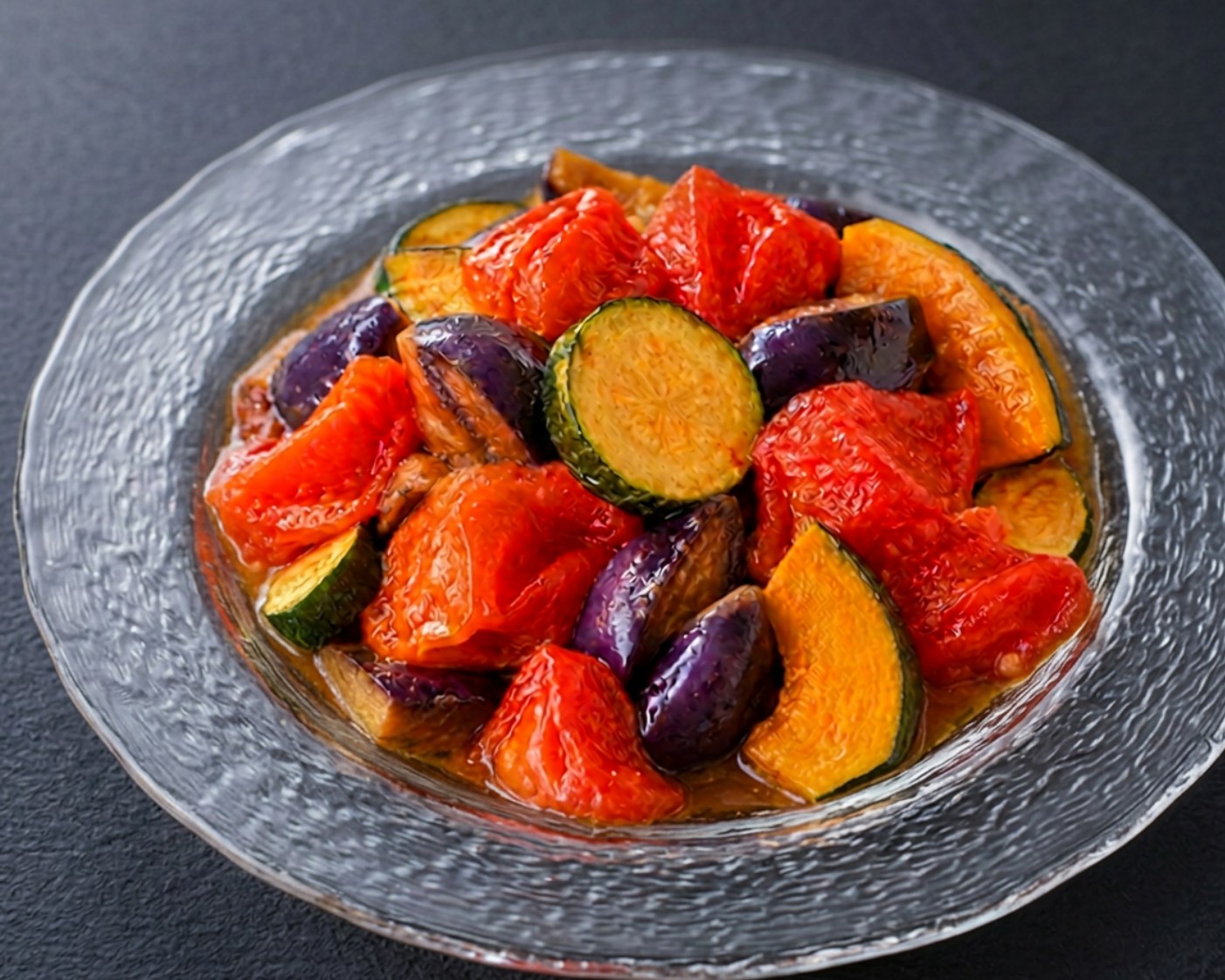 黒酢南蛮漬けにした夏野菜の一皿